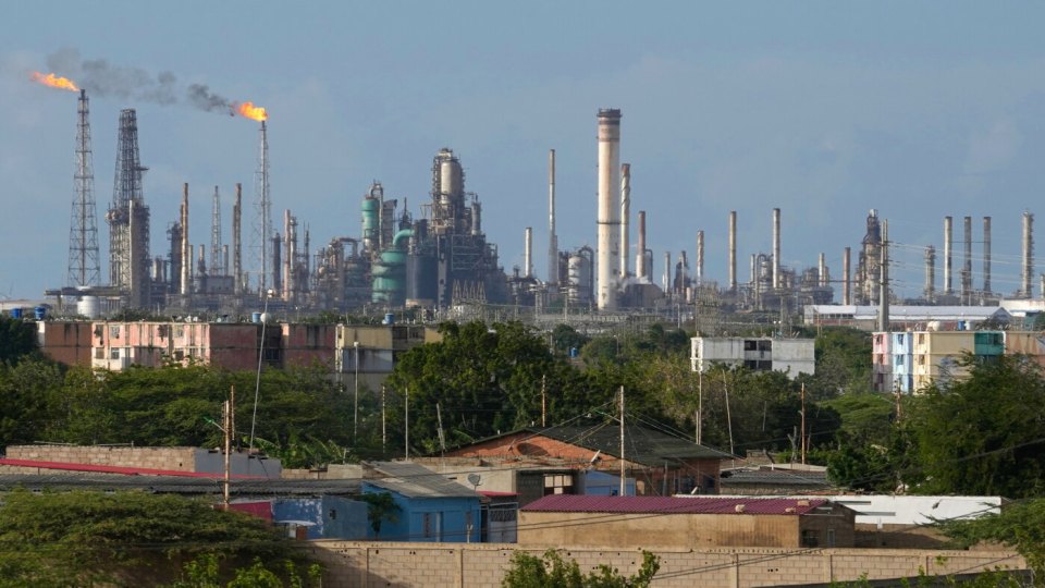 venezuela petrol anlaşmasını - Trump'ın Venezuela petrol anlaşmasını duyurmasından günler sonra Beyaz Saray bazı detayları doldurdu
