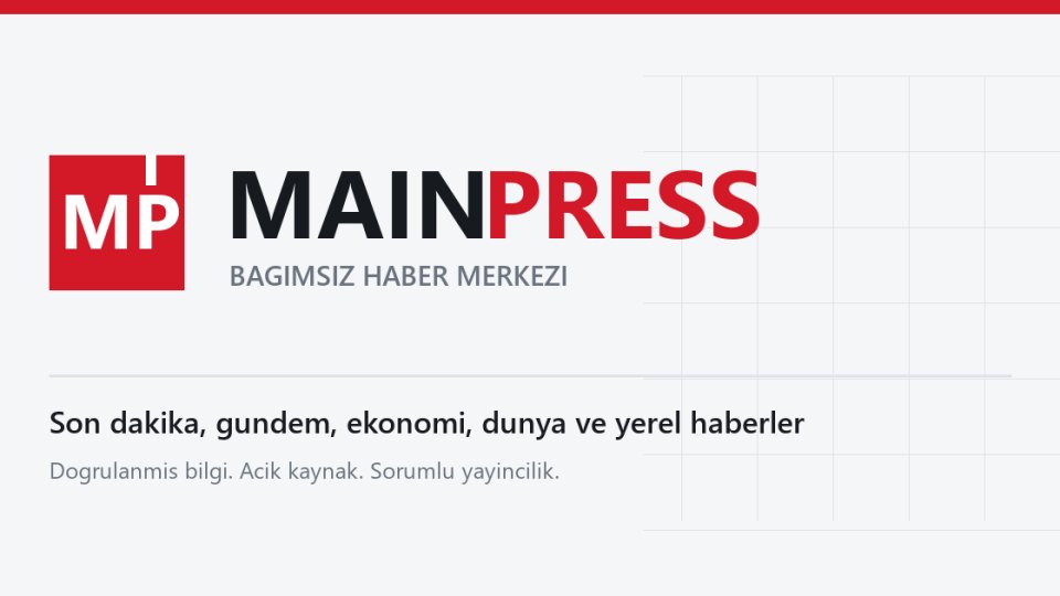 üncü çocuğunu dünyaya -