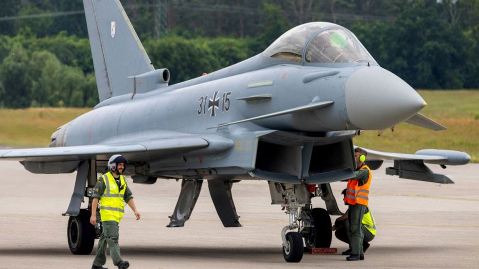 kokpite geçiyorlar eurofighter - Kokpite geçiyorlar, Eurofighter'da kritik gelişme