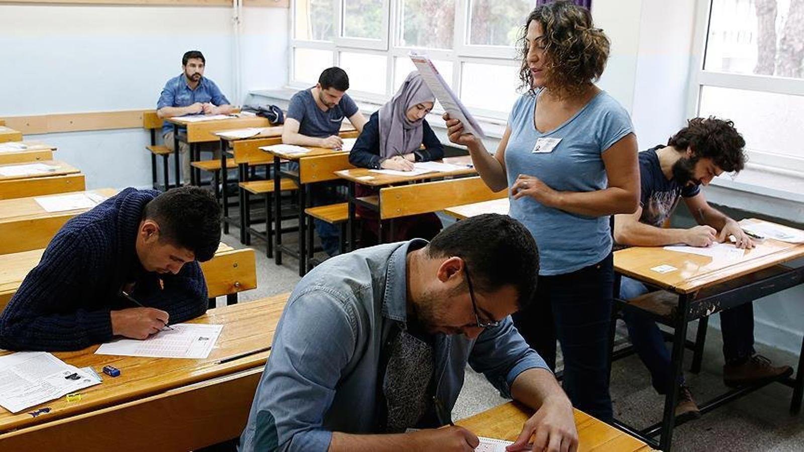 KPSS lisans sınavı saat kaçta başlayacak, bitecek? KPSS kaç dakika, kaç soru? ÖSYM sınav bilgisi