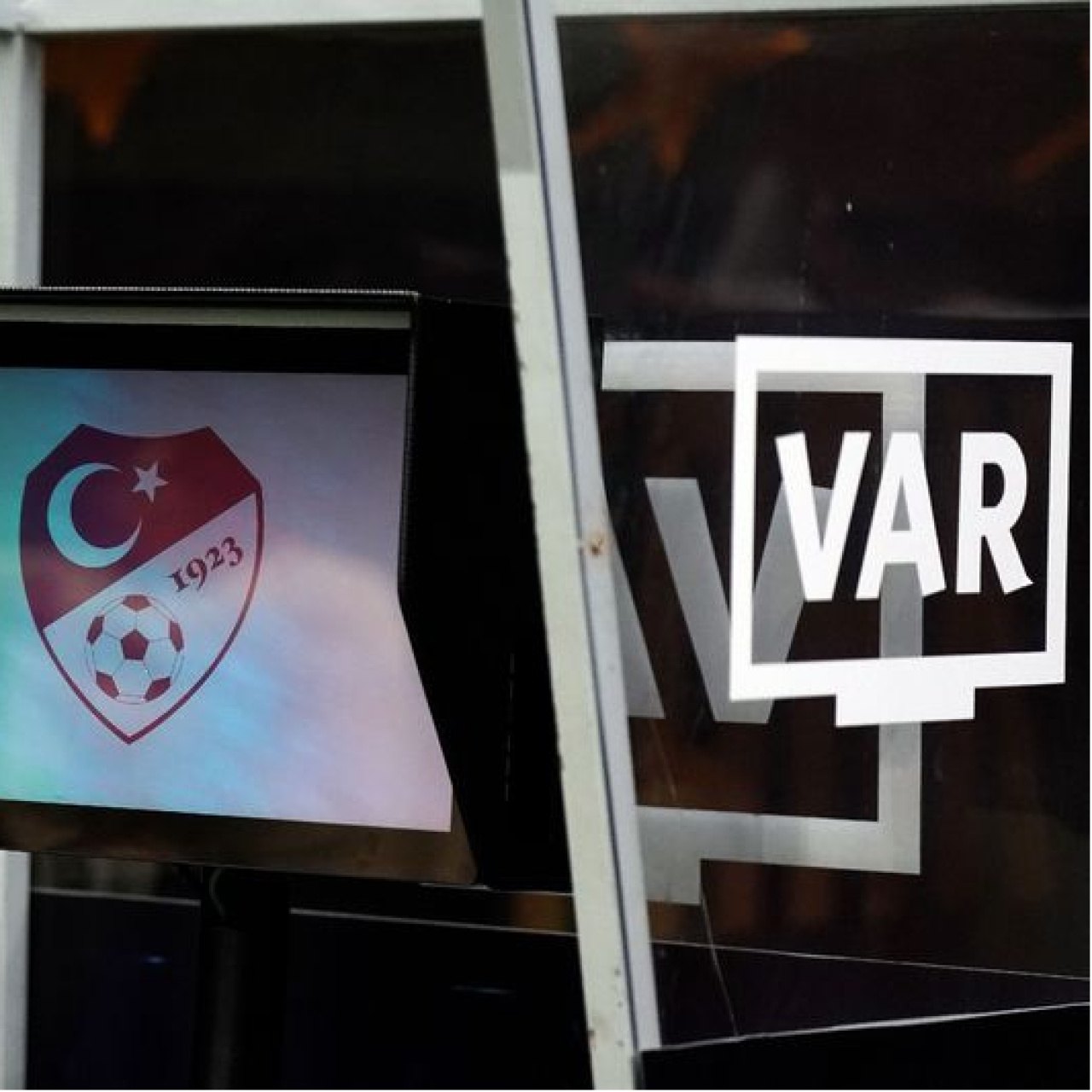 İşte G. Saray-Göztepe maçının VAR kayıtları!