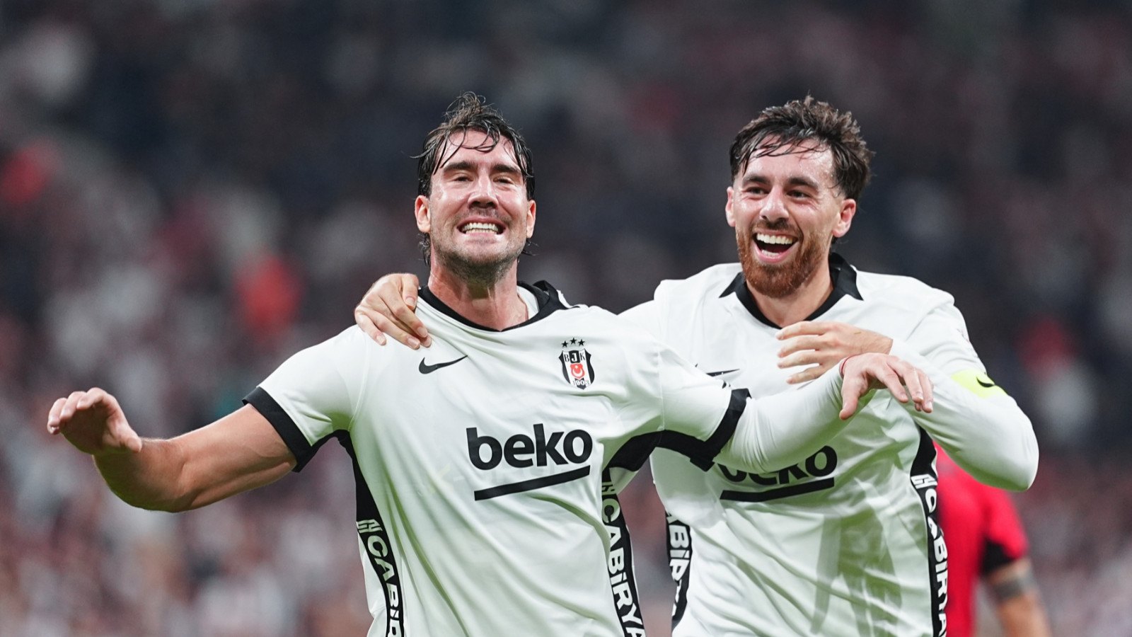 Beşiktaş'ın UEFA Avrupa Ligi kadrosu belirlendi! Milot Rashica liste dışı kaldı